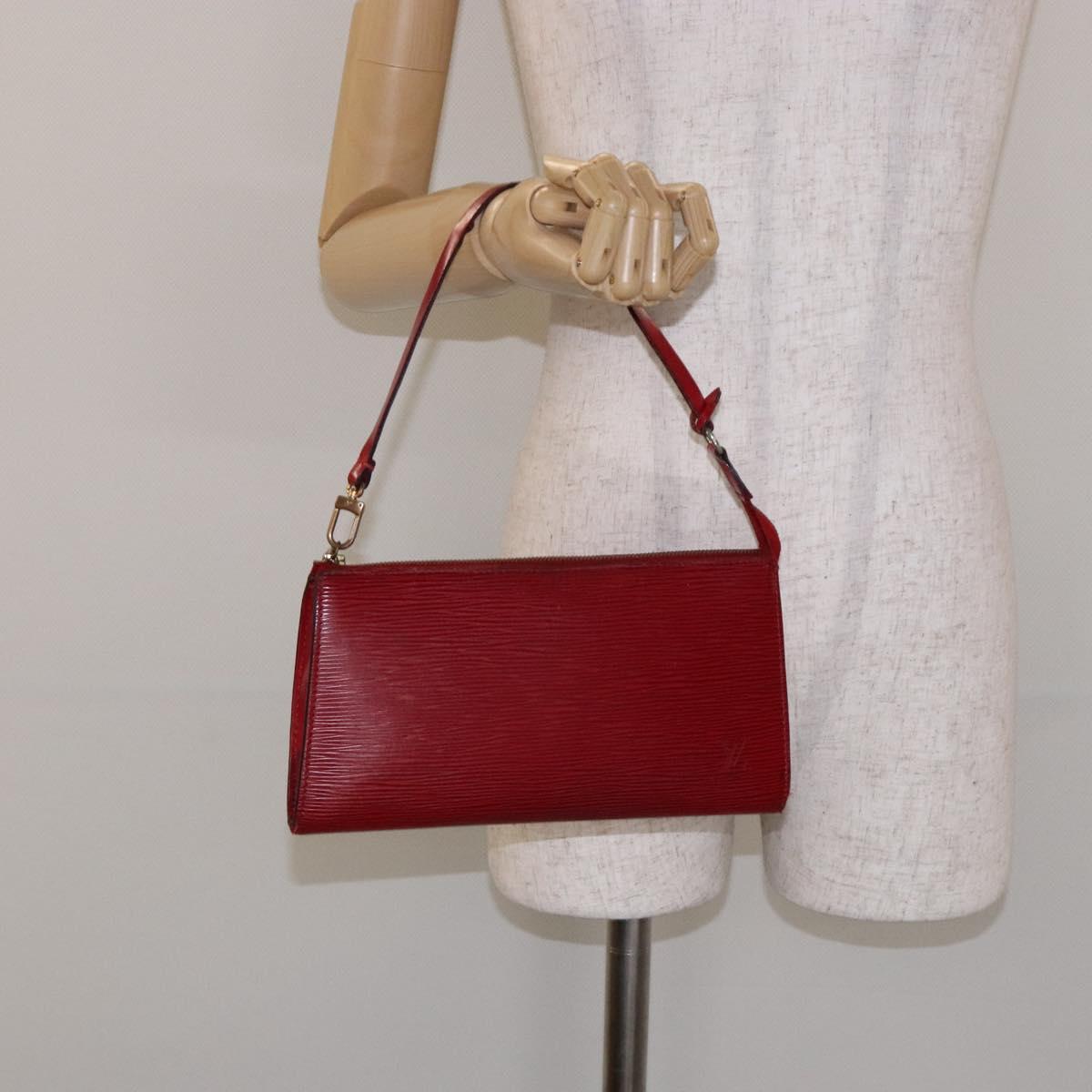 LOUIS VUITTON Epi Pochette Accessoires Pouch Red M52947 LV Auth 131574