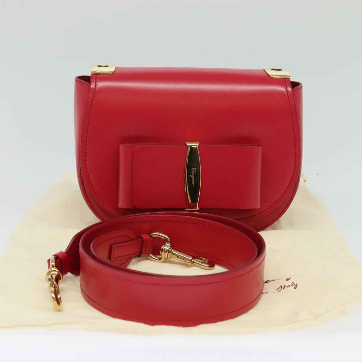 Salvatore Ferragamo Vala Shoulder Bag Leather Red Gold Auth 131636