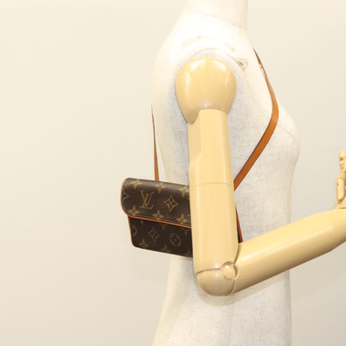 LOUIS VUITTON Monogram Pochette Florentine Waist bag M51855 LV Auth 132335