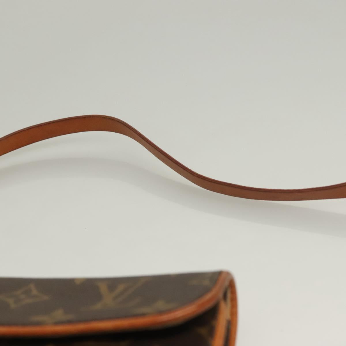 LOUIS VUITTON Monogram Pochette Florentine Waist bag M51855 LV Auth 132335