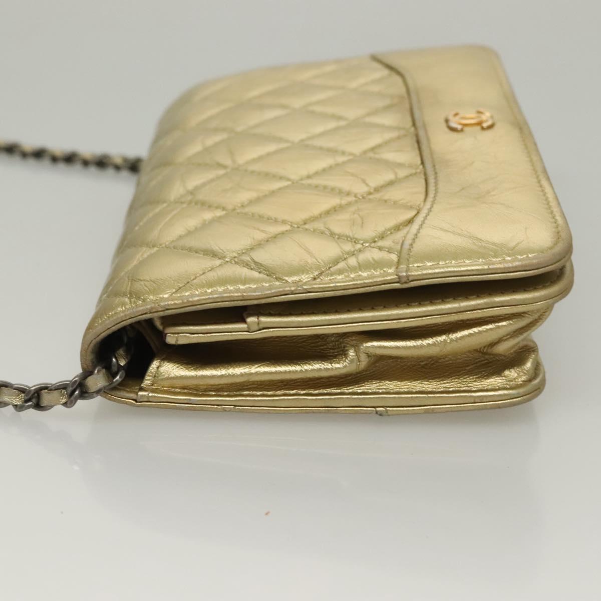 CHANEL Matelasse Chain Shoulder Bag Leather Gold CC Auth 132419