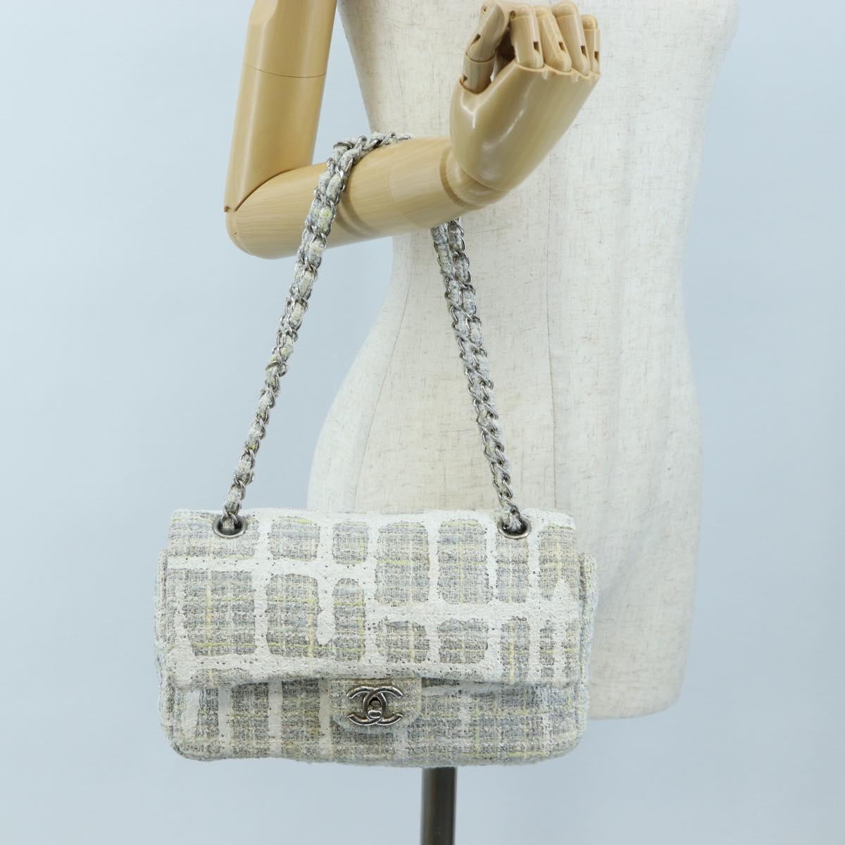 CHANEL Chain Shoulder Bag Tweed White Silver CC Auth 132564A