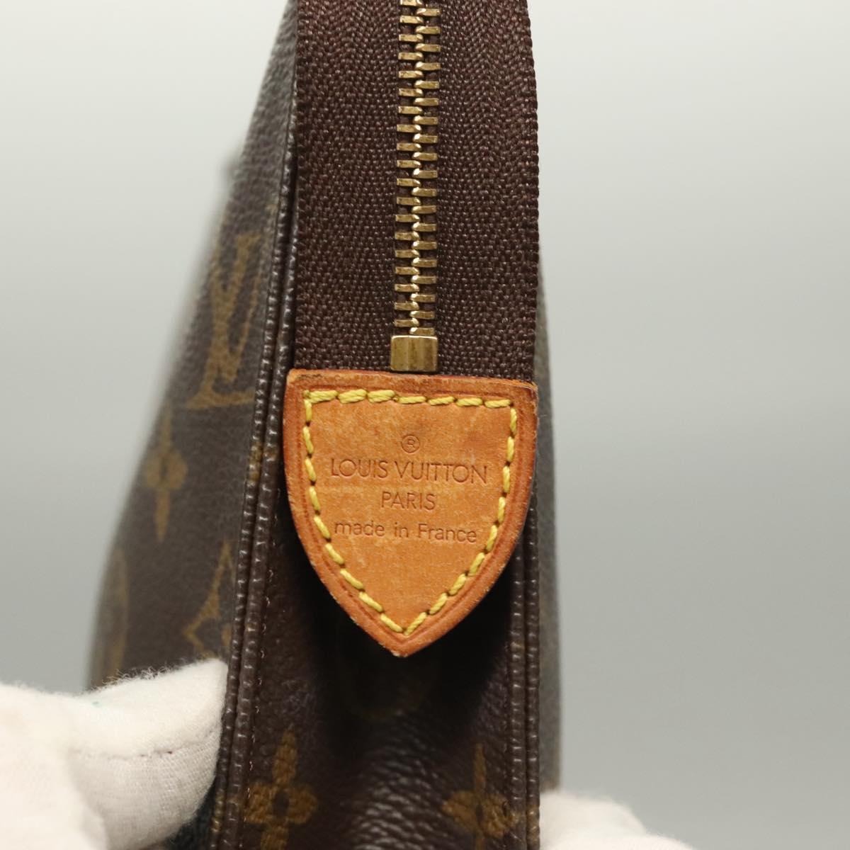 LOUIS VUITTON Monogram Poche Toilette 19 Pouch M47544 LV Auth 132654