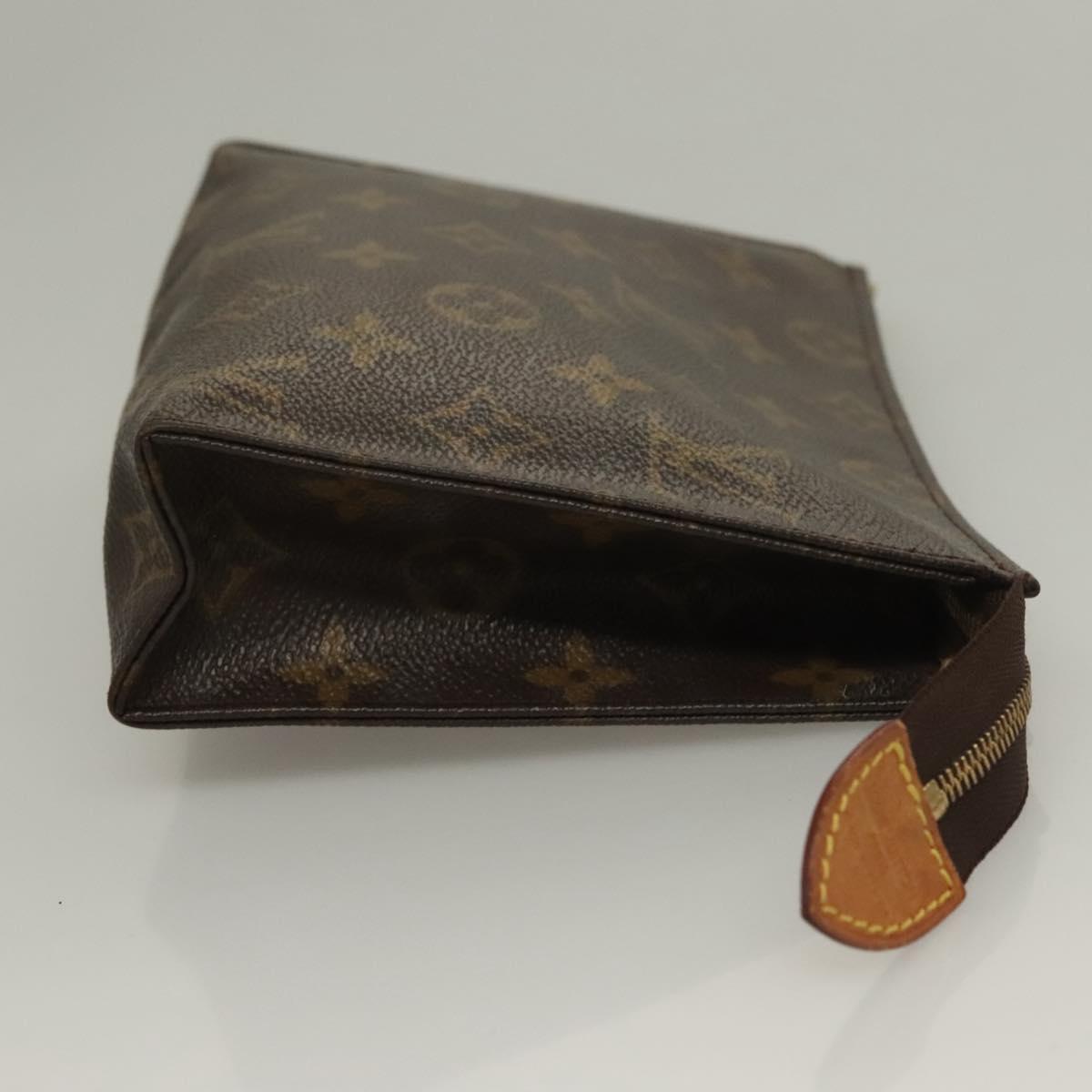 LOUIS VUITTON Monogram Poche Toilette 19 Pouch M47544 LV Auth 132654