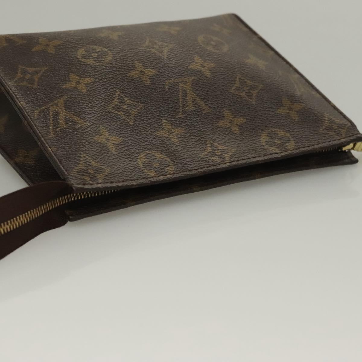 LOUIS VUITTON Monogram Poche Toilette 19 Pouch M47544 LV Auth 132654