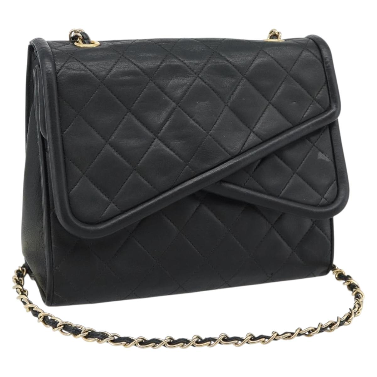 CHANEL Chain Shoulder Bag Leather Black Gold CC Auth 133043