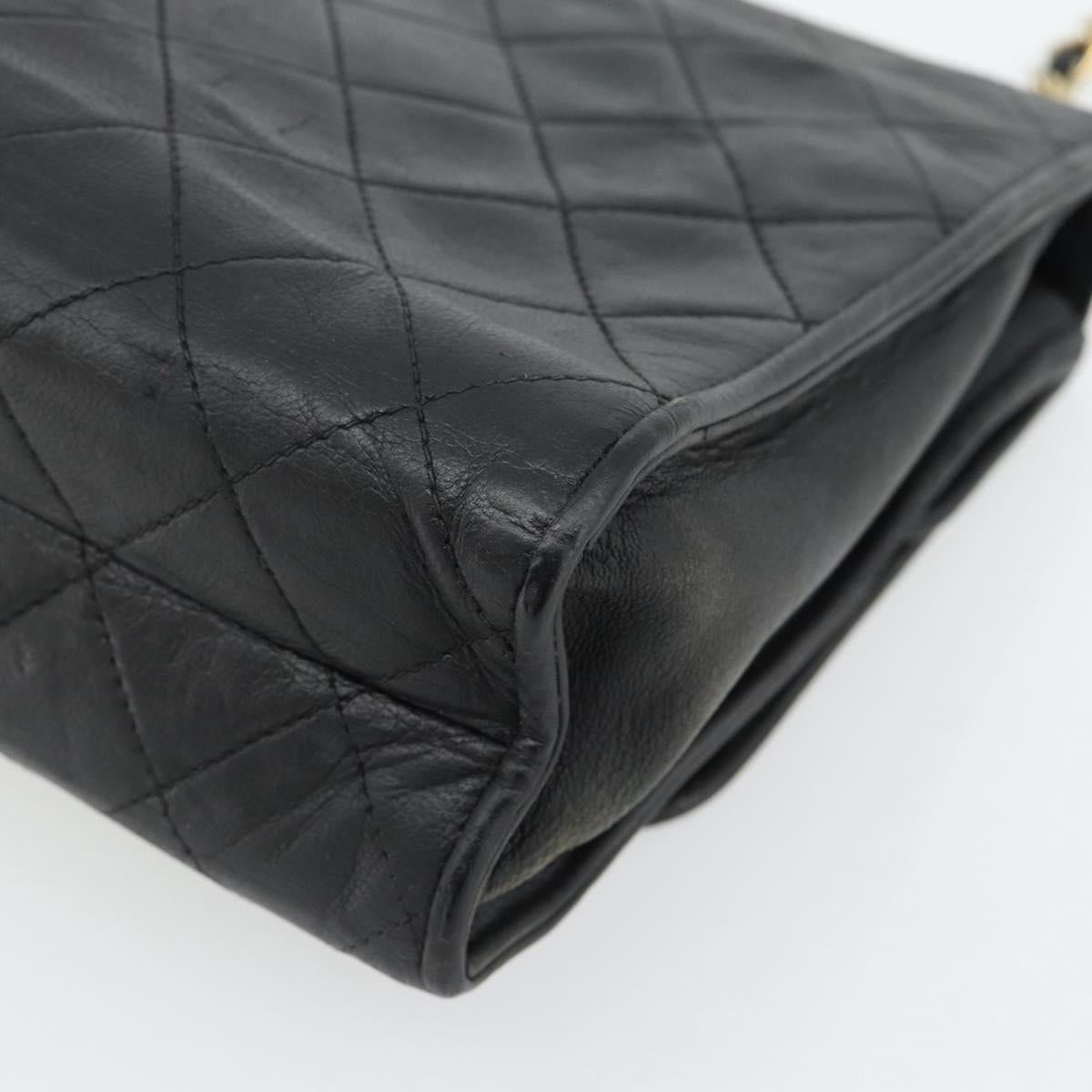 CHANEL Chain Shoulder Bag Leather Black Gold CC Auth 133043