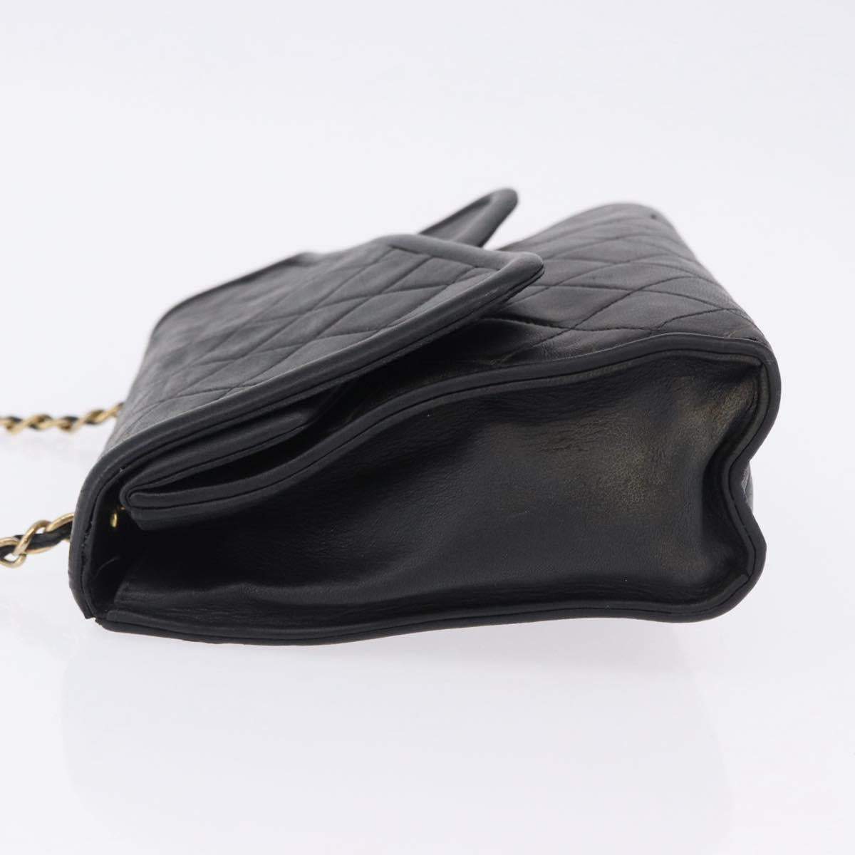 CHANEL Chain Shoulder Bag Leather Black Gold CC Auth 133043