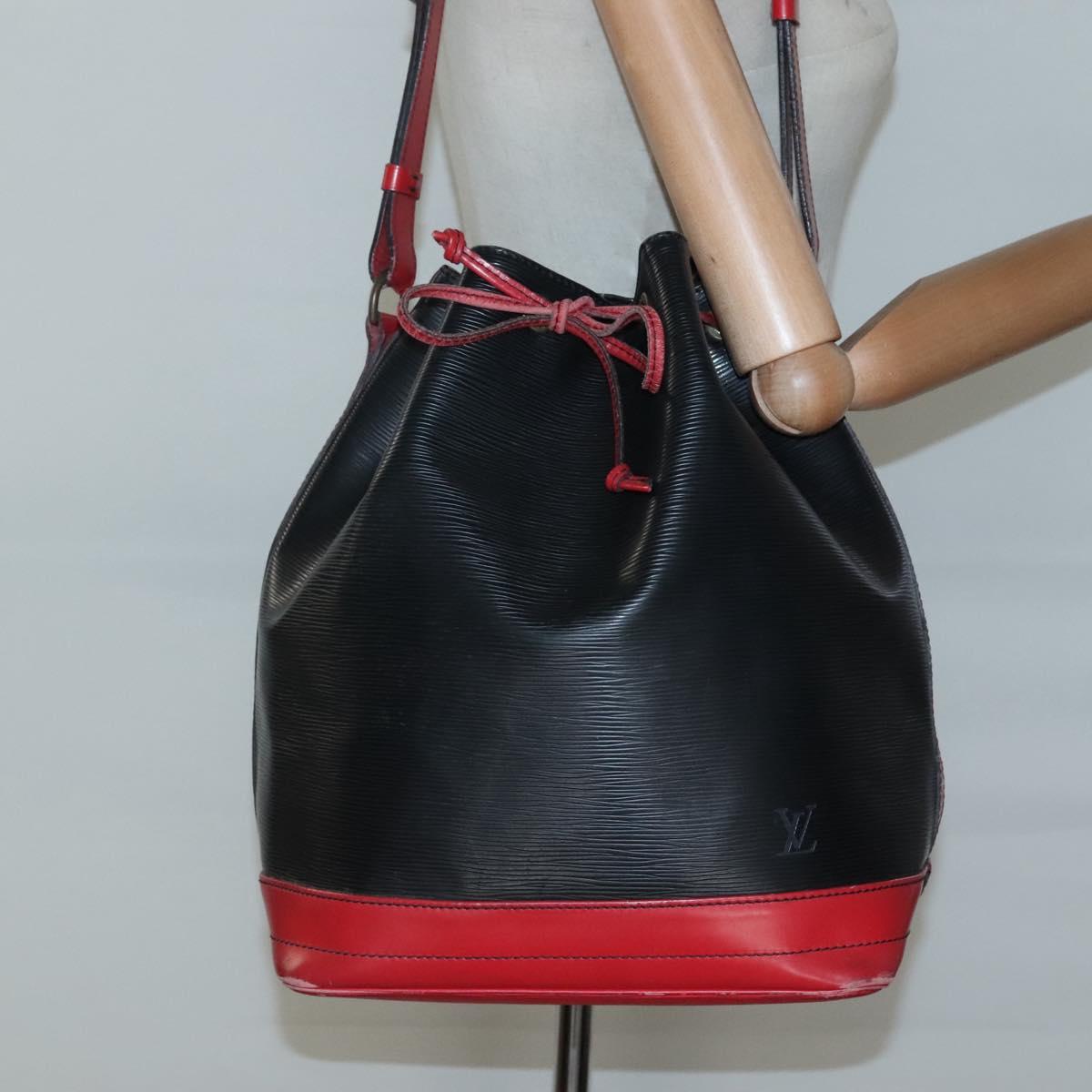 LOUIS VUITTON Epi Noe Shoulder Bag Bicolor Black Red M44017 LV Auth 133153