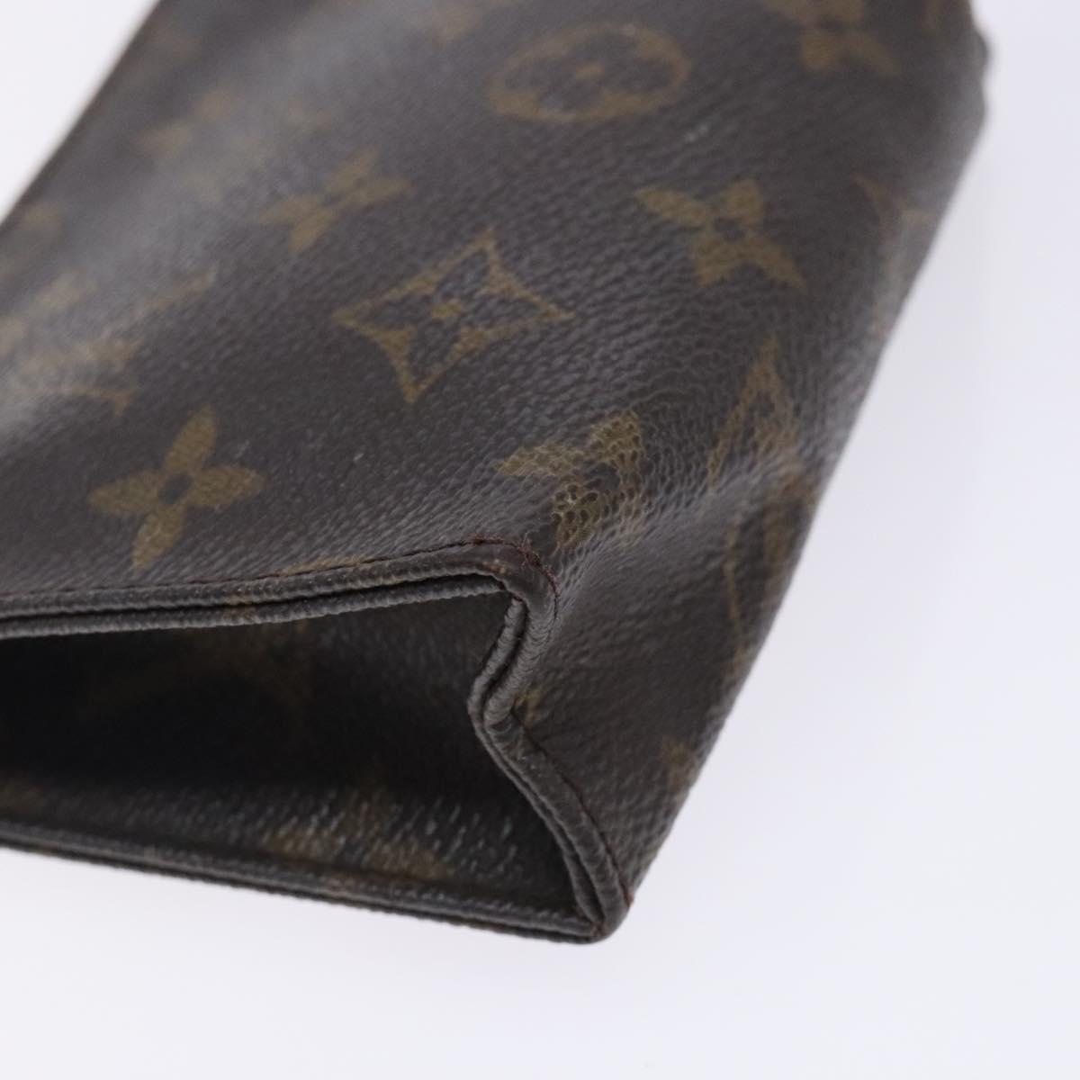 LOUIS VUITTON Monogram Poche Toilette 15 Pouch M47546 LV Auth 133292