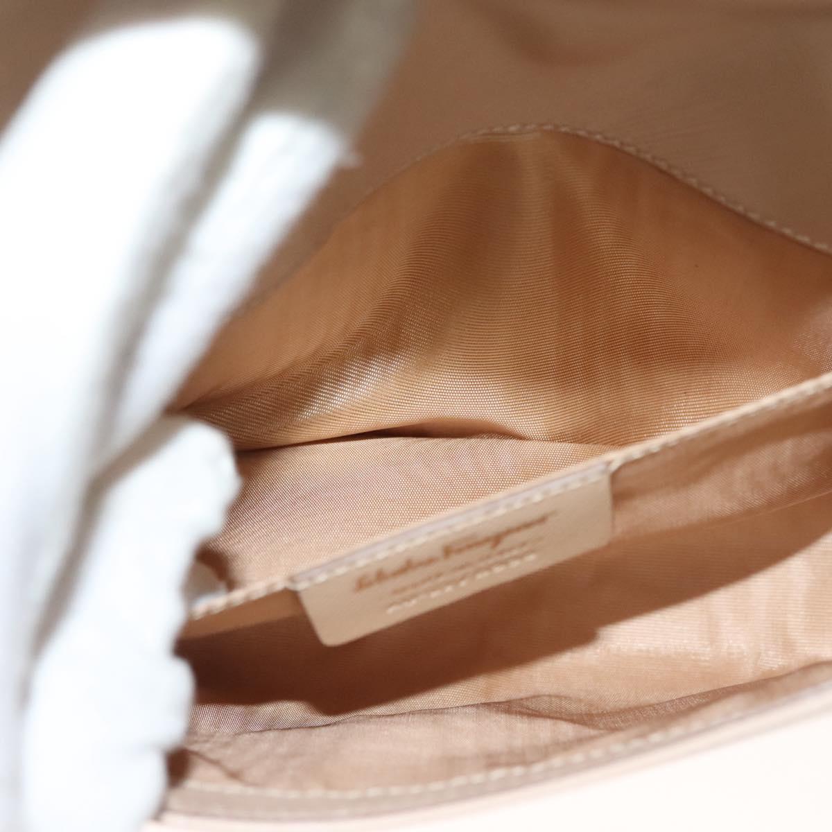 Salvatore Ferragamo Chain Vala Shoulder Bag Leather Beige Gold Auth 133406