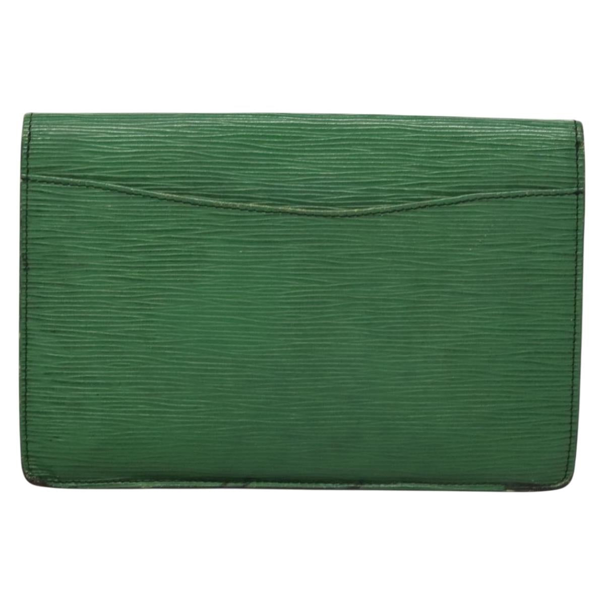 LOUIS VUITTON Epi Montaigne 23 Clutch Bag Green M52664 LV Auth 133690