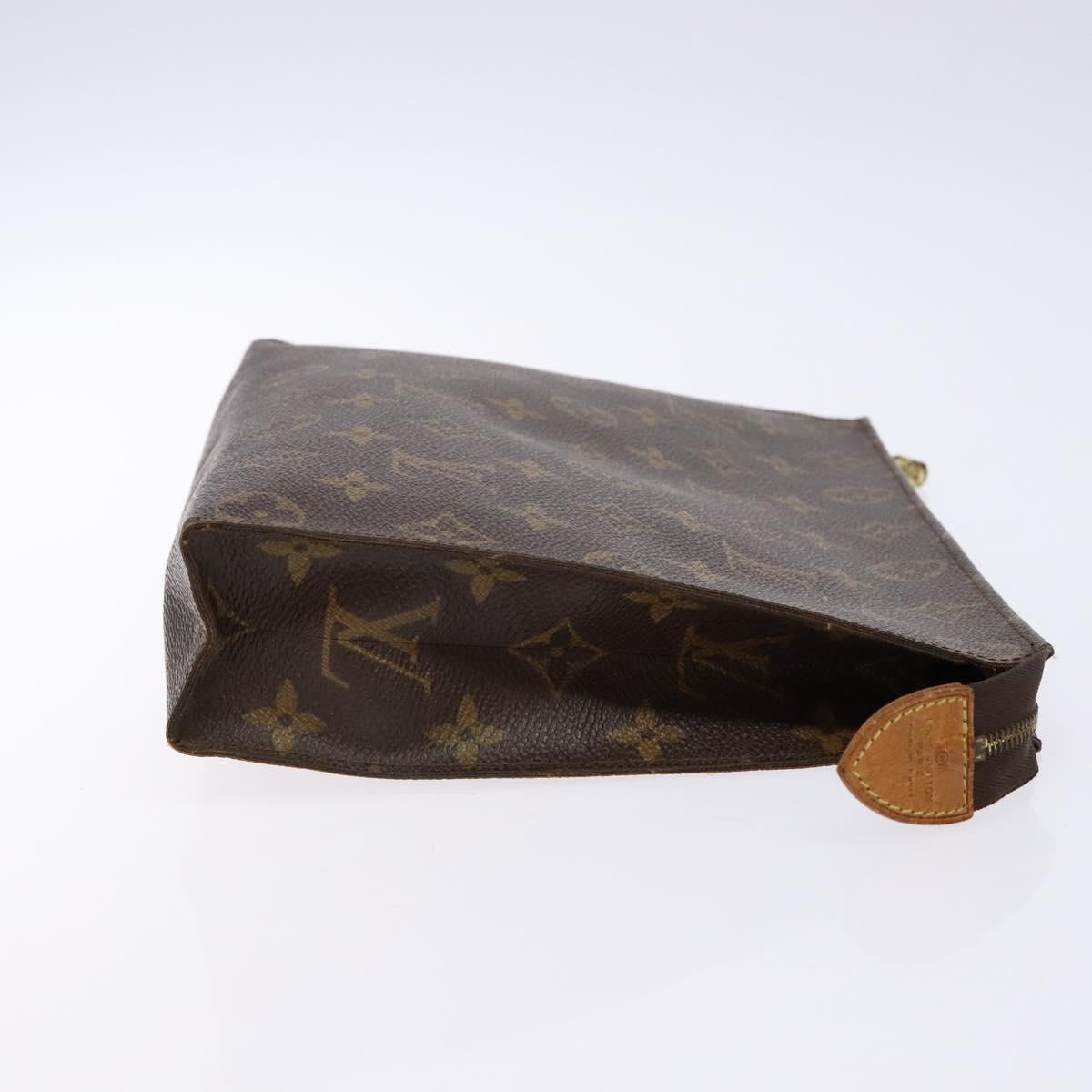 LOUIS VUITTON Monogram Poche Toilette 26 Pouch M47542 LV Auth 134223