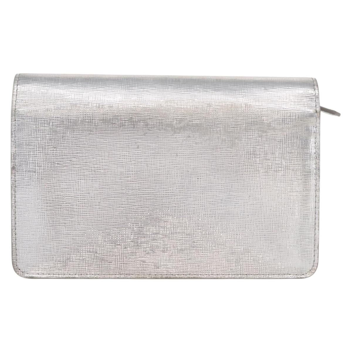 FENDI Chain Shoulder Bag Leather Silver Auth 134354V