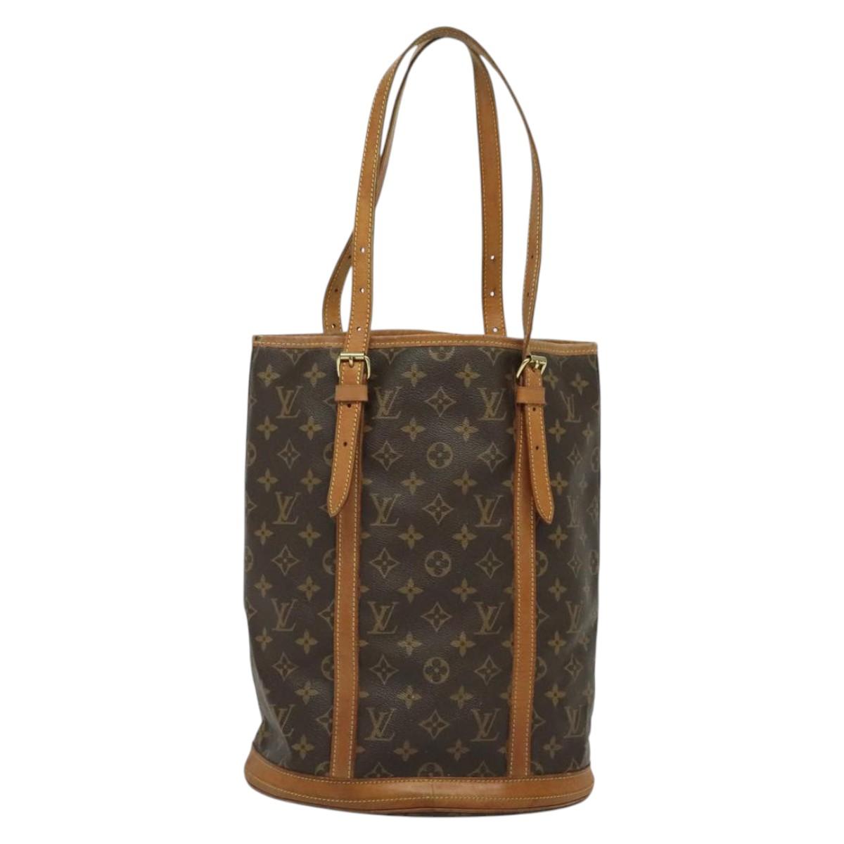 LOUIS VUITTON Monogram Bucket GM Shoulder Bag M42236 LV Auth 134411