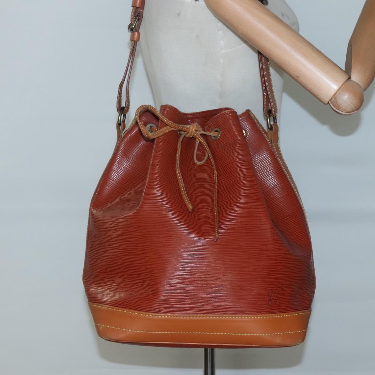 LOUIS VUITTON Epi Noe Shoulder Bag Zipangu Gold M44008 LV Auth 134474