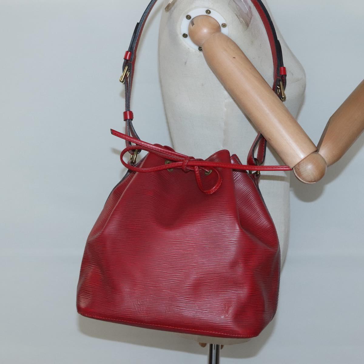 LOUIS VUITTON Epi Petit Noe Shoulder Bag Red M44107 LV Auth 134714