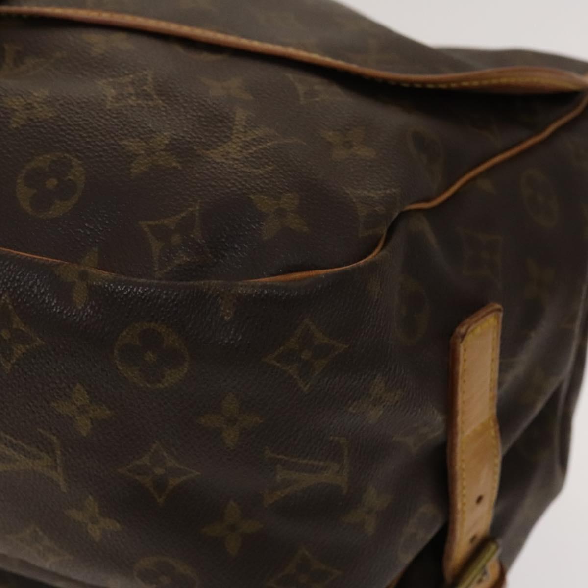 LOUIS VUITTON Monogram Saumur 35 Shoulder Bag M42254 LV Auth 134974
