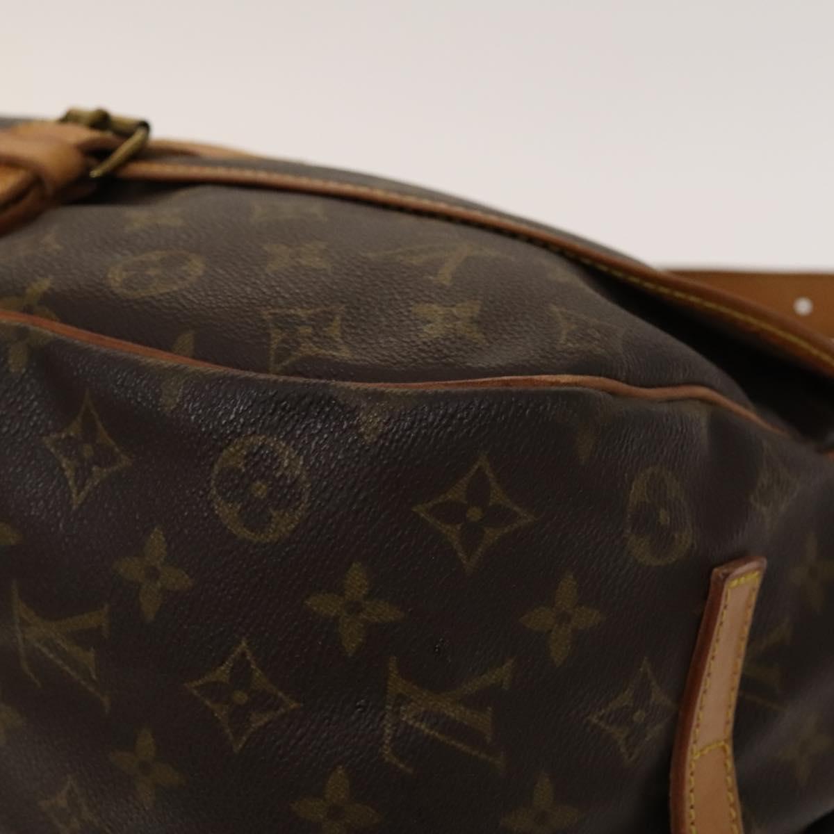 LOUIS VUITTON Monogram Saumur 35 Shoulder Bag M42254 LV Auth 134974