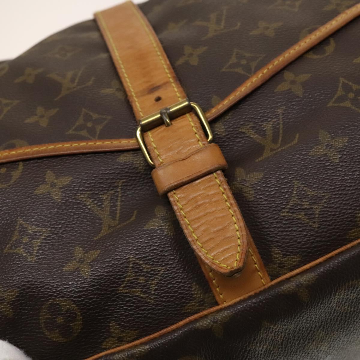 LOUIS VUITTON Monogram Saumur 35 Shoulder Bag M42254 LV Auth 134974
