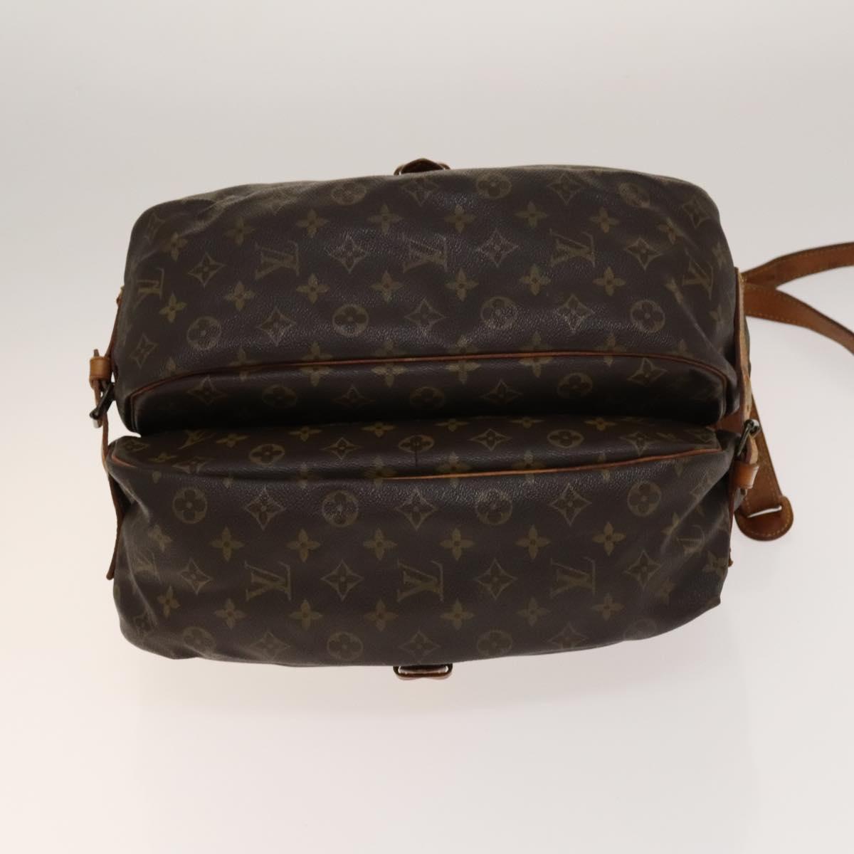 LOUIS VUITTON Monogram Saumur 35 Shoulder Bag M42254 LV Auth 135031