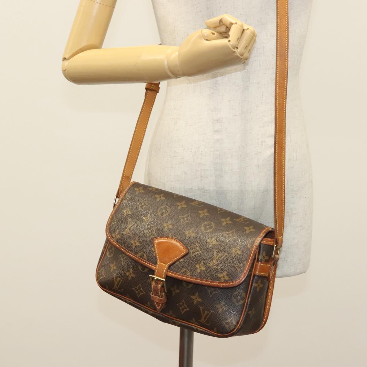 LOUIS VUITTON Monogram Sologne Shoulder Bag M42250 LV Auth 135103