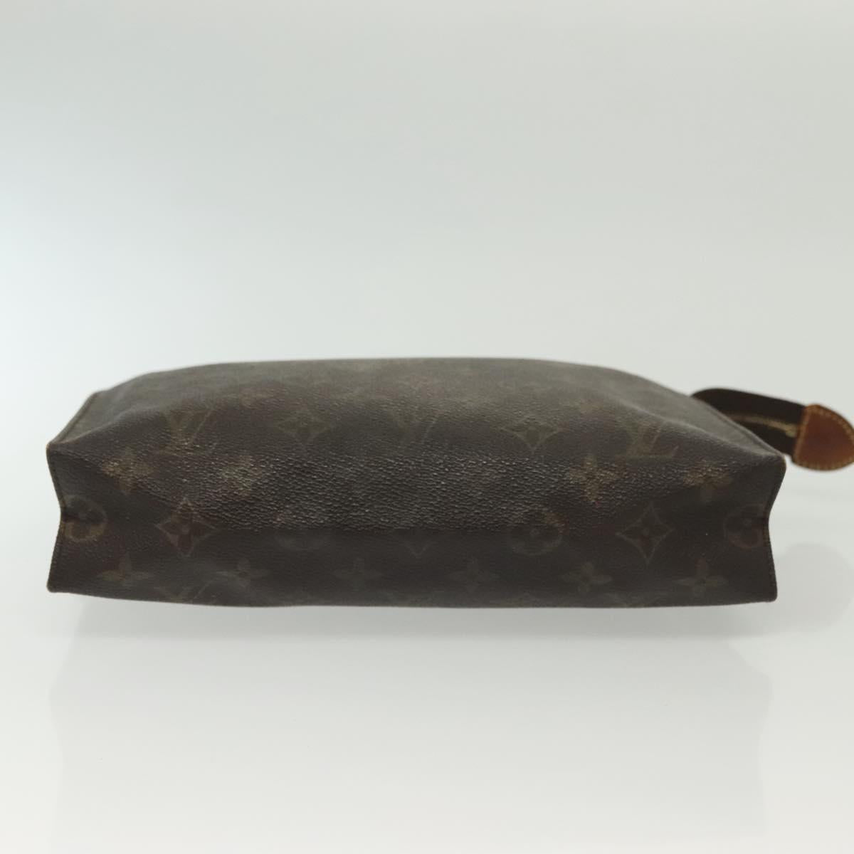 LOUIS VUITTON Monogram Poche Toilette 26 Pouch M47542 LV Auth 135138