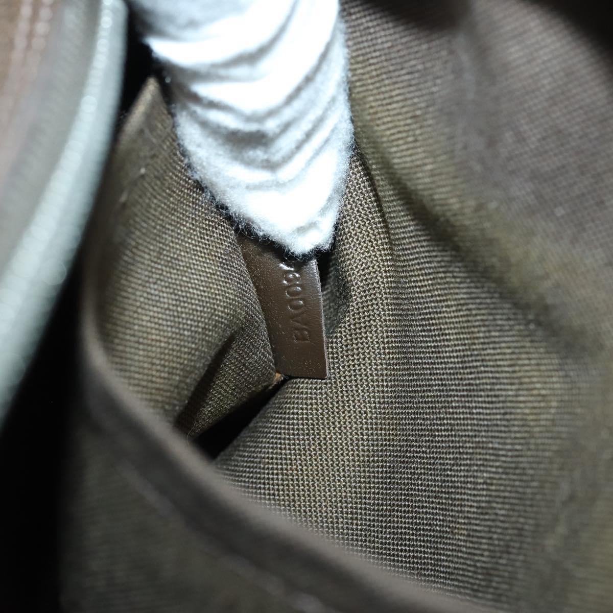 LOUIS VUITTON Taiga Beluga Shoulder Bag Grizzly M30918 LV Auth 135183