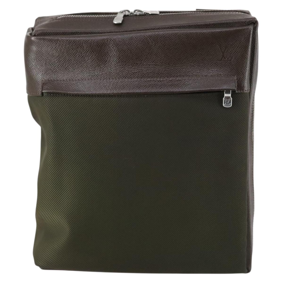 LOUIS VUITTON Taiga Beluga Shoulder Bag Grizzly M30918 LV Auth 135183