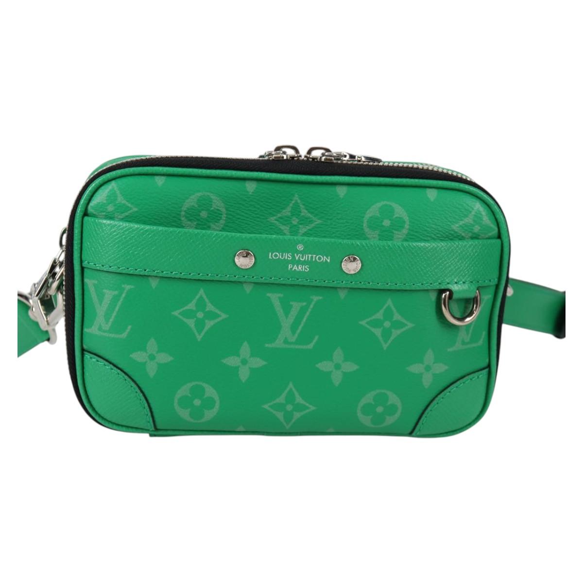 LOUIS VUITTON Taiga Lama Alpha Wearable Wallet NV Bag M30997 LV Auth 135292M