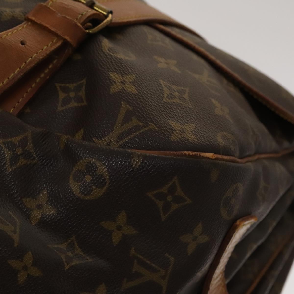 LOUIS VUITTON Monogram Saumur 43 Shoulder Bag M42252 LV Auth 135367