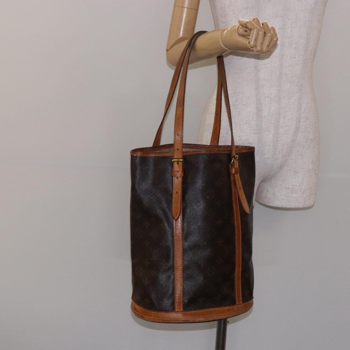 LOUIS VUITTON Monogram Bucket GM Shoulder Bag M42236 LV Auth 135369
