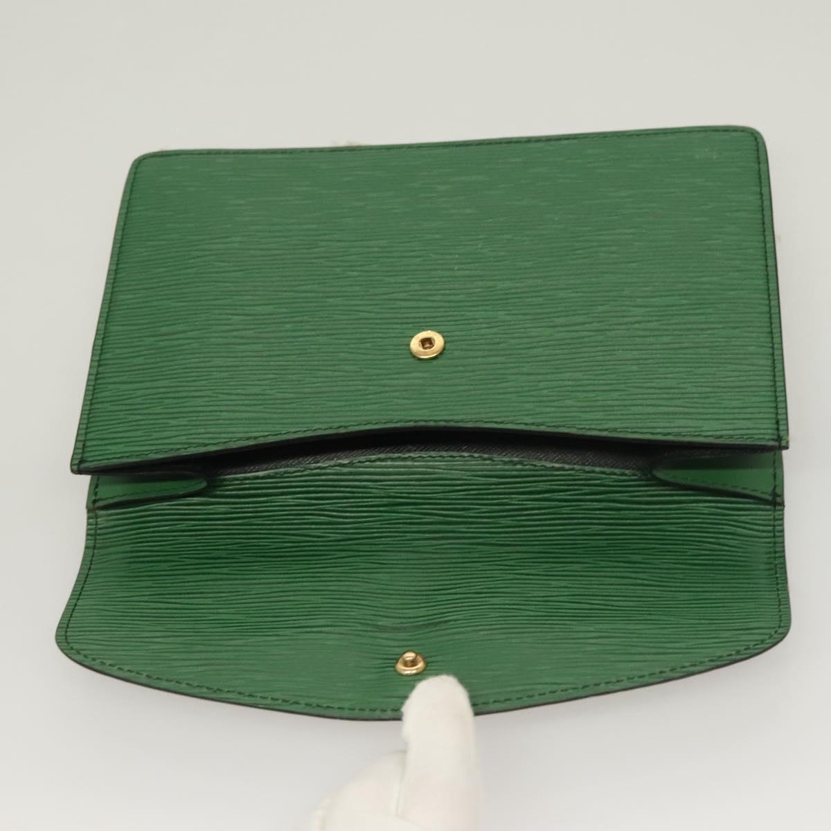 LOUIS VUITTON Epi Montaigne 23 Clutch Bag Green M52664 LV Auth 135445