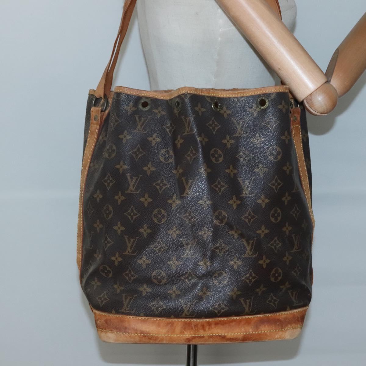 LOUIS VUITTON Monogram Noe Shoulder Bag M42224 LV Auth 135461