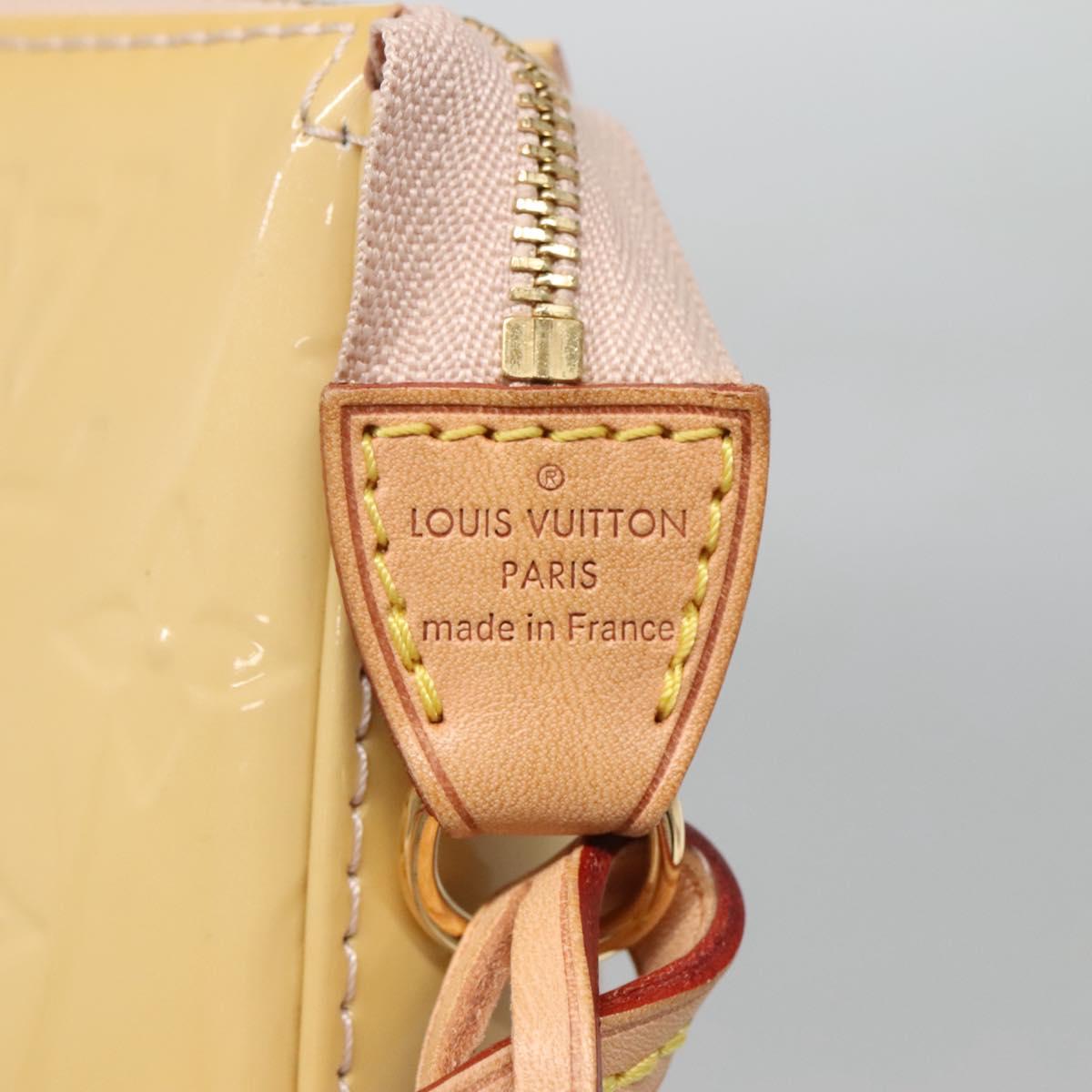 LOUIS VUITTON Vernis Pochette Accessoires Rose Angelique M90072 LV Auth 135464