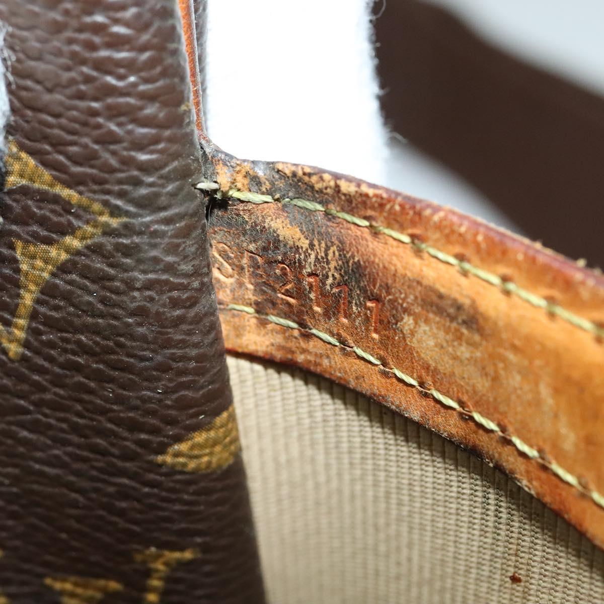 LOUIS VUITTON Monogram Reporter GM Shoulder Bag M45252 LV Auth 135633