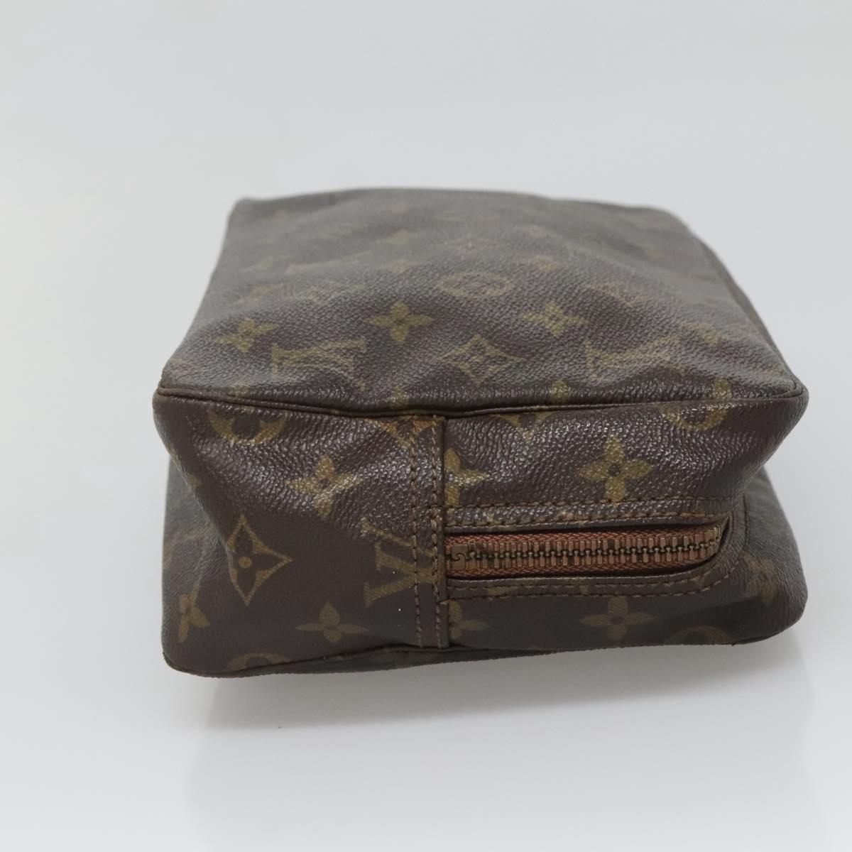 LOUIS VUITTON Monogram Trousse Toilette 28 Clutch Bag M47522 LV Auth 135734