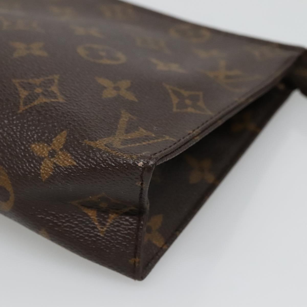 LOUIS VUITTON Monogram Poche Toilette 19 Pouch M47544 LV Auth 135742