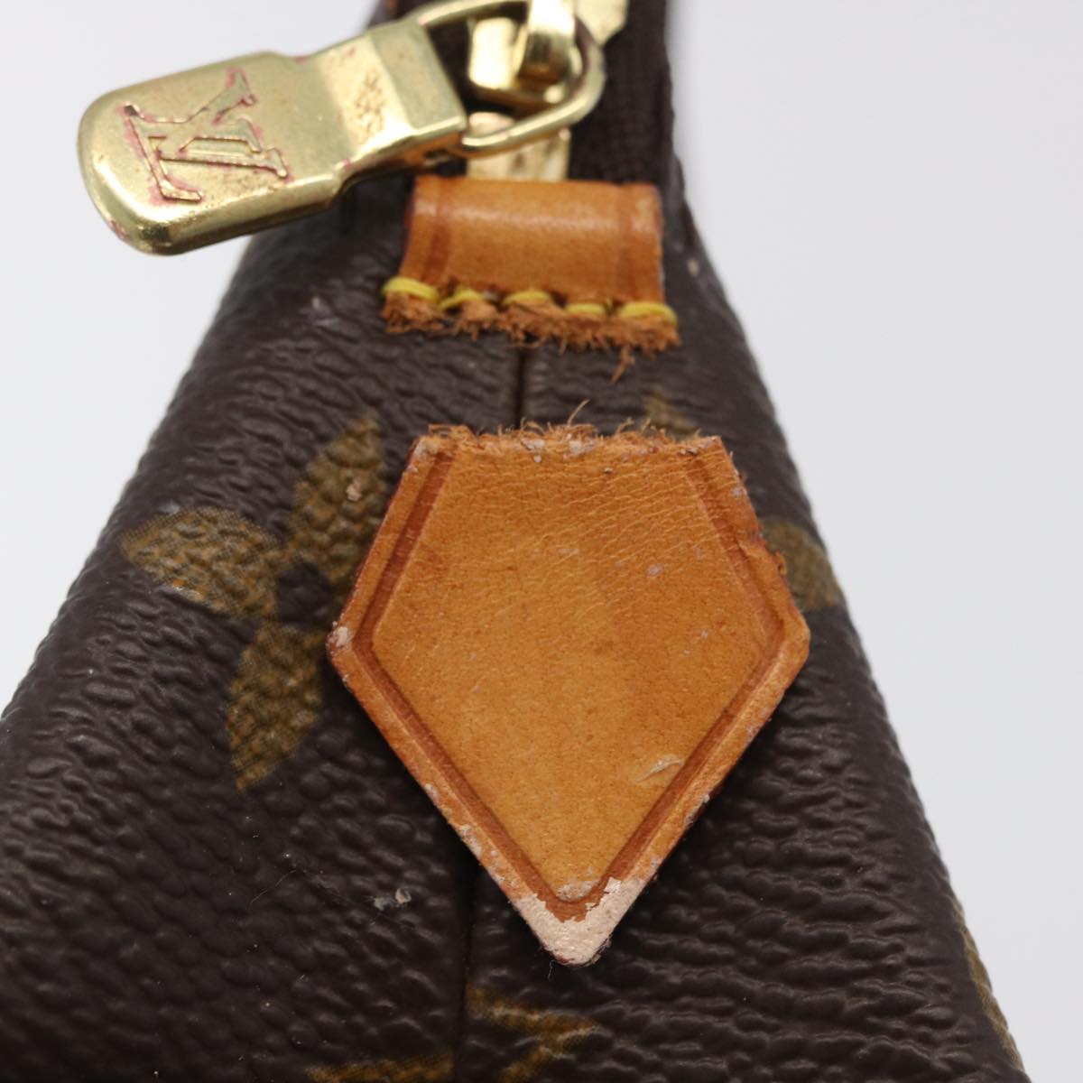 LOUIS VUITTON Monogram Pochette Cosmetic PM Pouch M43998 LV Auth 135746