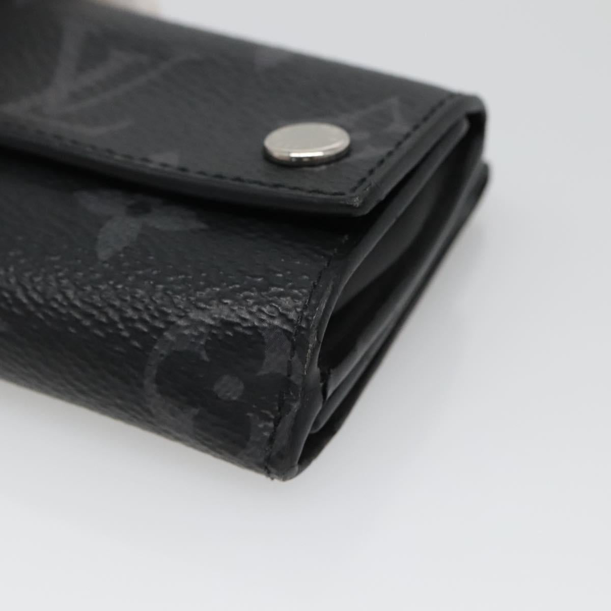 LOUIS VUITTON Monogram Eclipse Discovery Compact Wallet M67630 LV Auth 135759