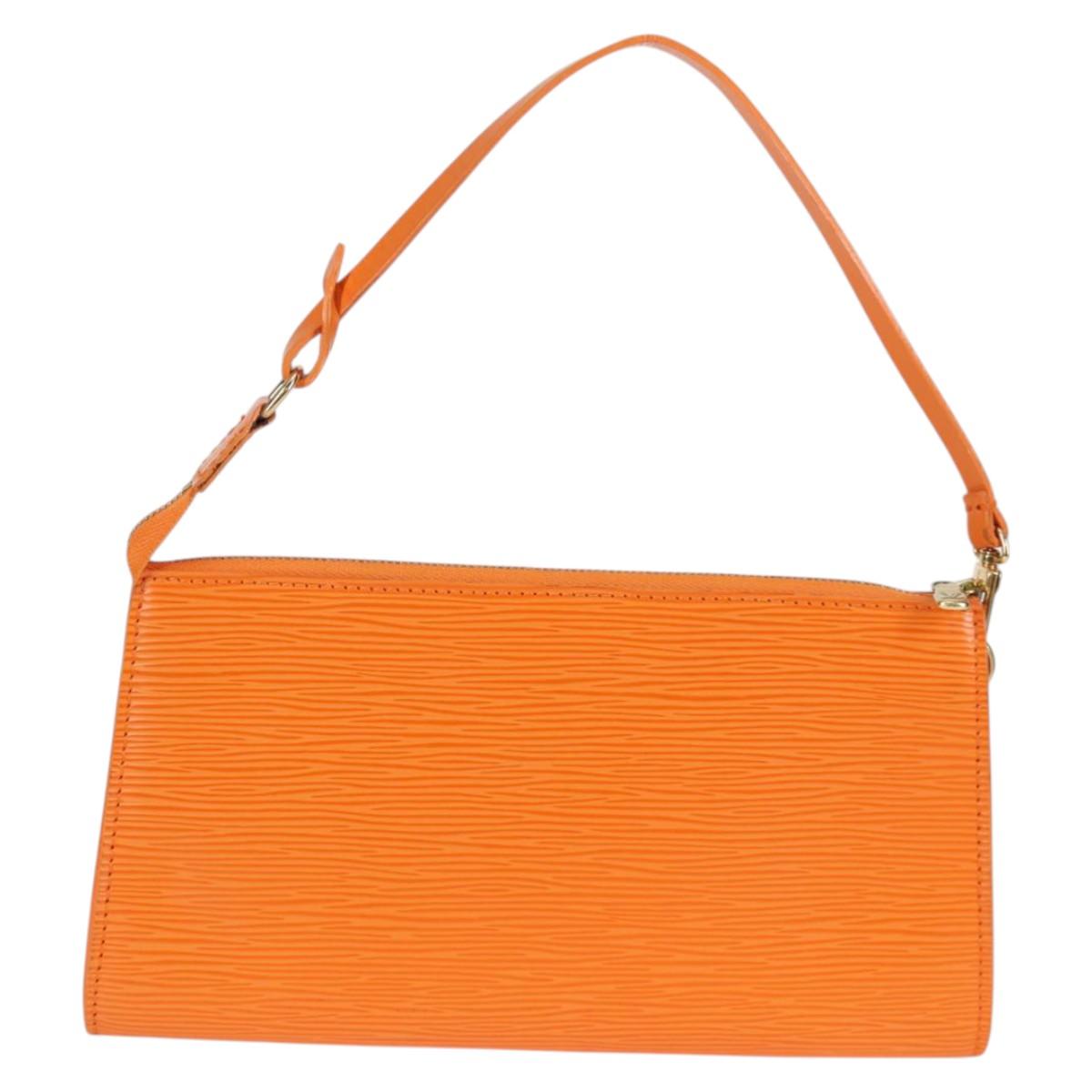 LOUIS VUITTON Epi Pochette Accessoires Pouch Orange Mandarin M5294H Auth 135912V