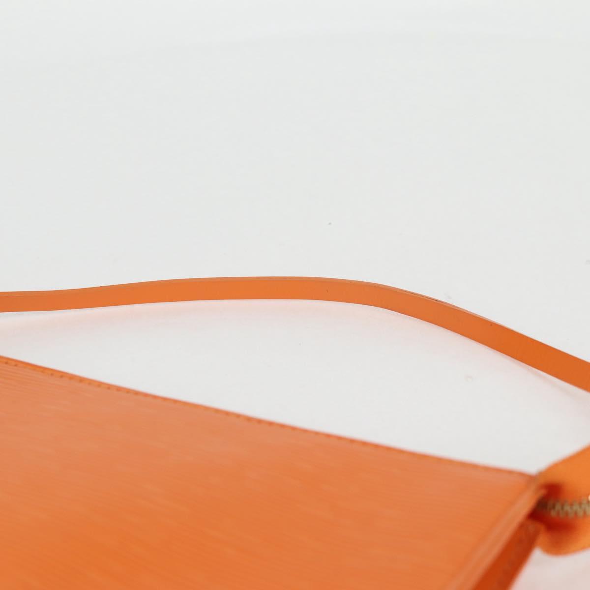 LOUIS VUITTON Epi Pochette Accessoires Pouch Orange Mandarin M5294H Auth 135912V