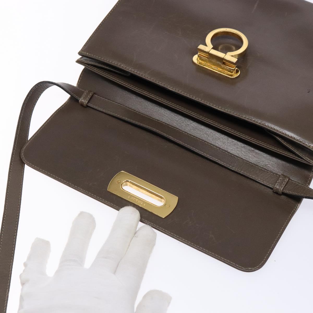 Salvatore Ferragamo Gancini Shoulder Bag Leather Brown Silver Auth 135987