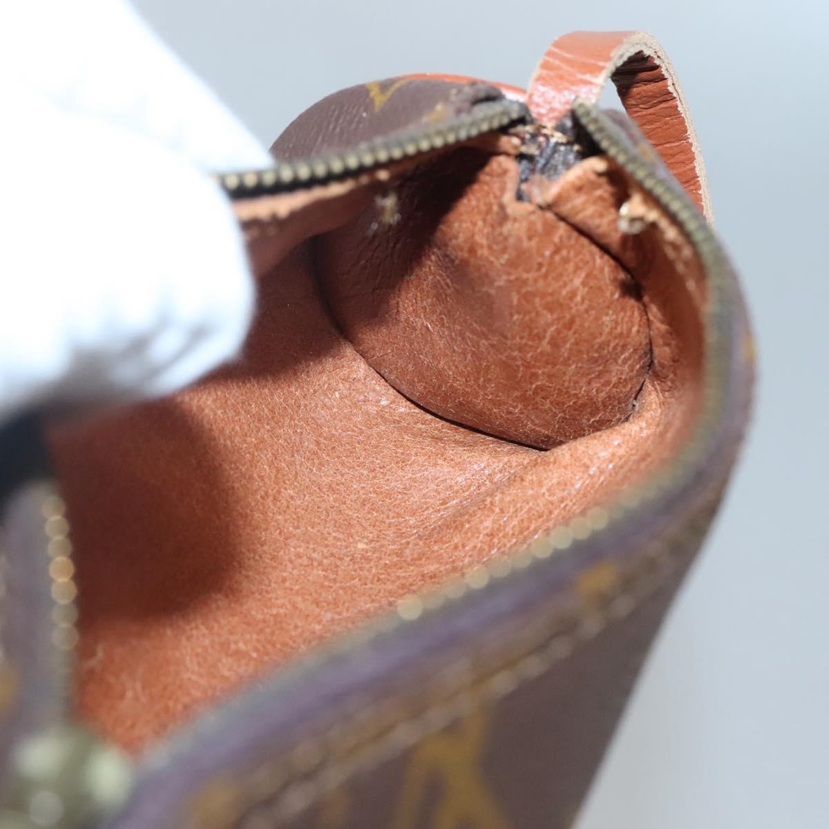 LOUIS VUITTON Monogram Papillon Pouch LV Auth 136009