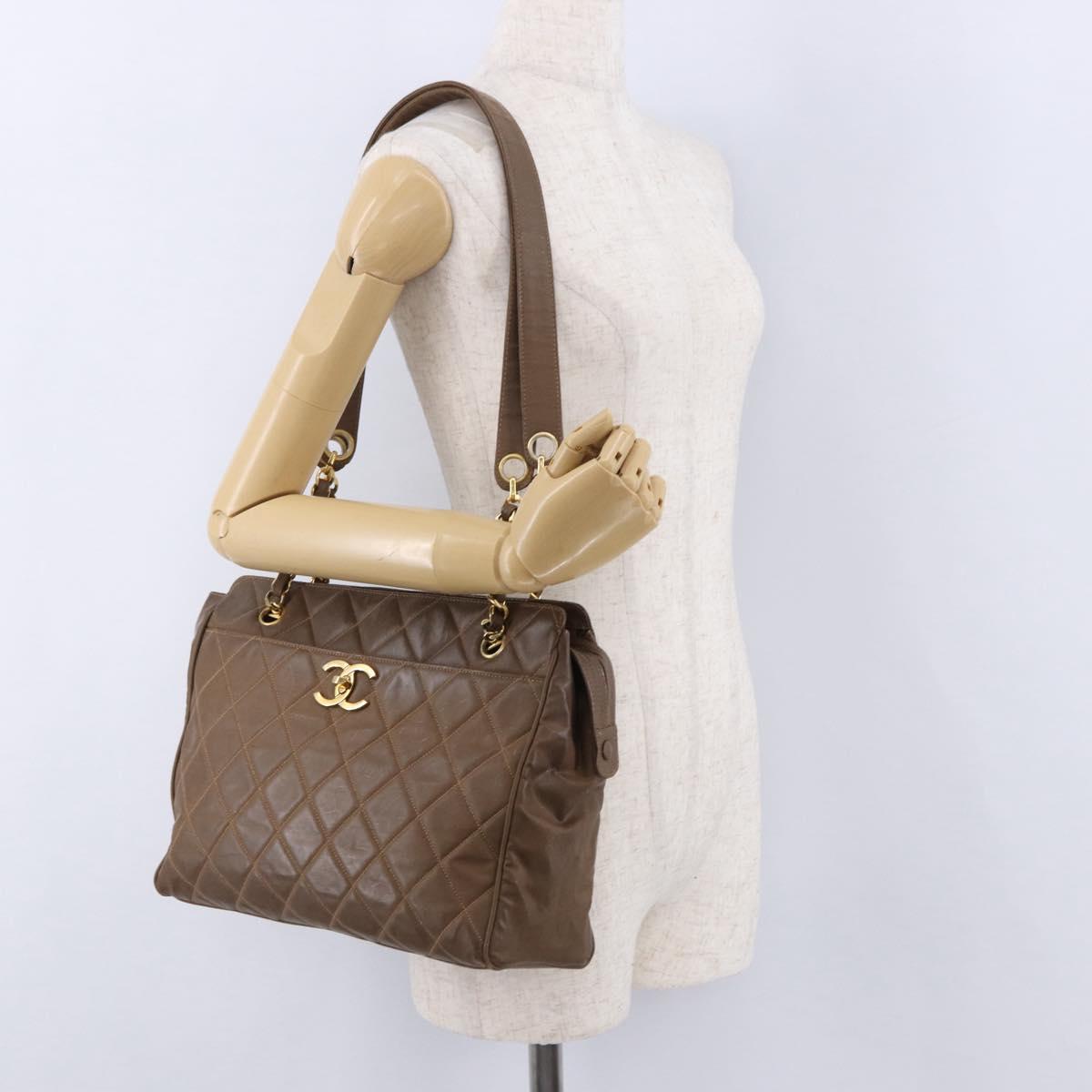 CHANEL Matelasse Chain Tote Bag Patent leather Brown Gold CC Auth 136055