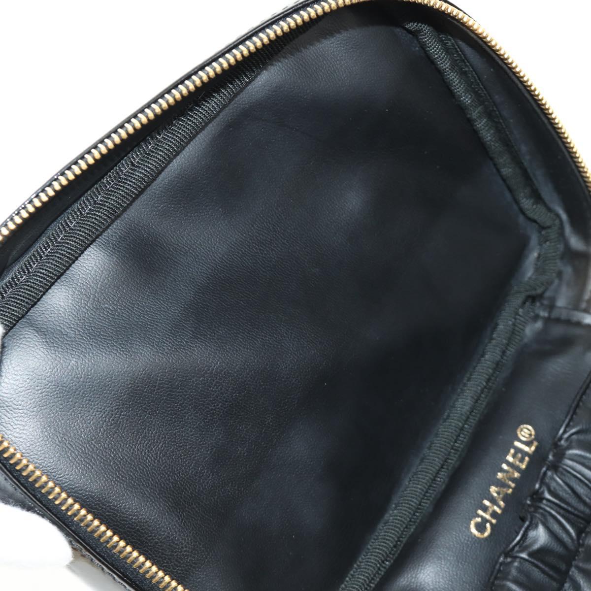 CHANEL Vanity Pouch Patent leather Black Gold CC Auth 136084