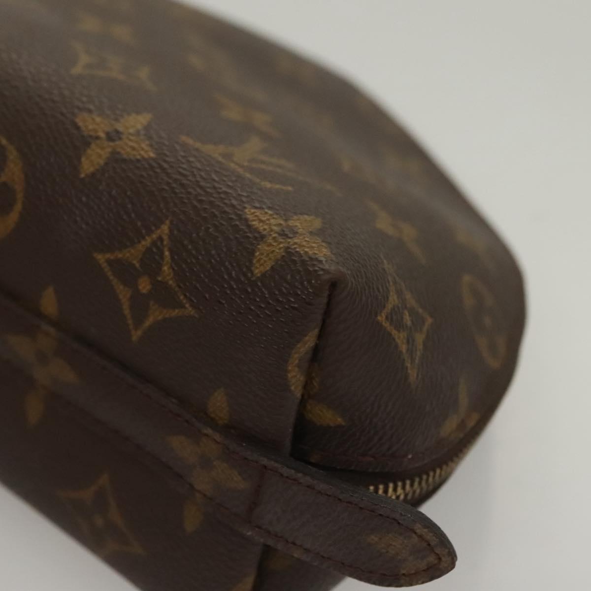 LOUIS VUITTON Monogram Trousse Demi Ronde Cosmetic Pouch M47520 LV Auth 136089