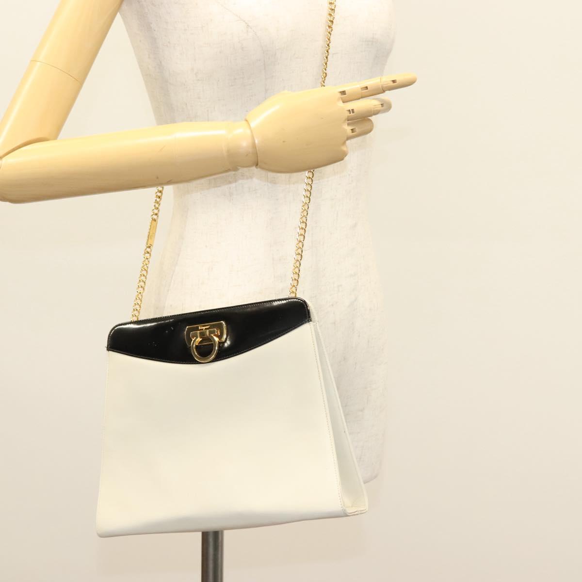 Salvatore Ferragamo Chain Gancini Shoulder Bag Leather White Gold Auth 136190