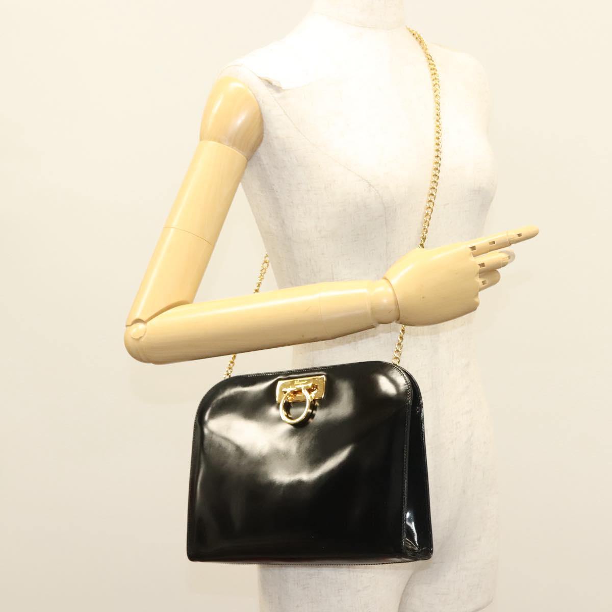 Salvatore Ferragamo Chain Gancini Bag Patent leather Black Gold Auth 136191