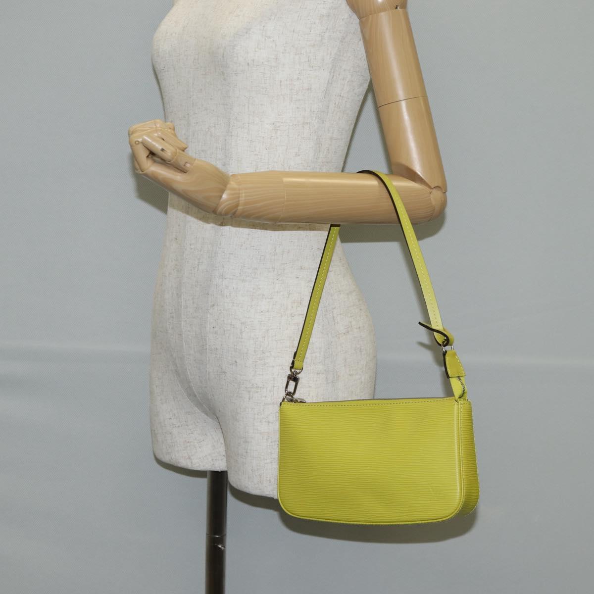 LOUIS VUITTON Epi Pochette Accessoires Pouch Pistachian M40975 LV Auth 136232V